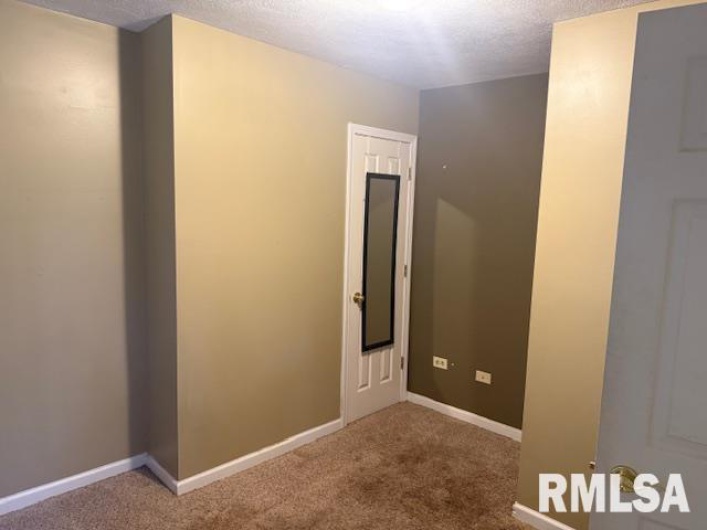 401 CROSS Street, Herrin, Illinois 62948, 3 Bedrooms Bedrooms, 0 ,2 BathroomsBathrooms,Residential,For Sale,CROSS,0,RMAEB460243
