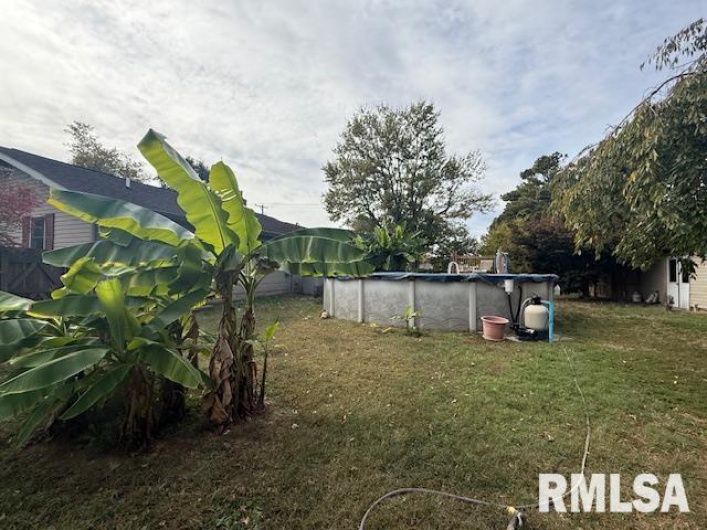 401 CROSS Street, Herrin, Illinois 62948, 3 Bedrooms Bedrooms, 0 ,2 BathroomsBathrooms,Residential,For Sale,CROSS,0,RMAEB460243