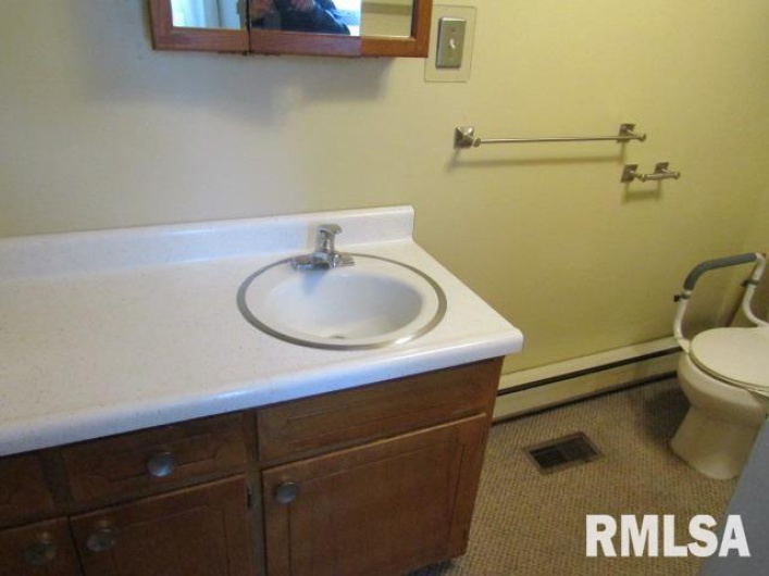 430 CHURCH Street, Harrisburg, Illinois 62946, 2 Bedrooms Bedrooms, 0 ,1 BathroomBathrooms,Residential,For Sale,CHURCH,0,RMAEB460235