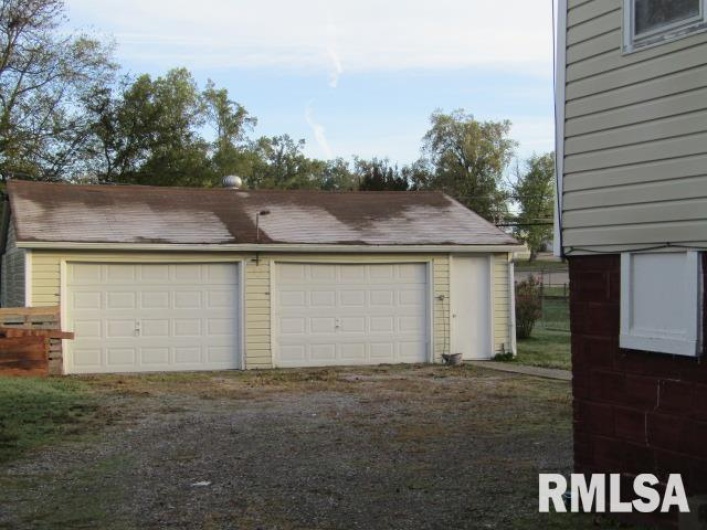 430 CHURCH Street, Harrisburg, Illinois 62946, 2 Bedrooms Bedrooms, 0 ,1 BathroomBathrooms,Residential,For Sale,CHURCH,0,RMAEB460235