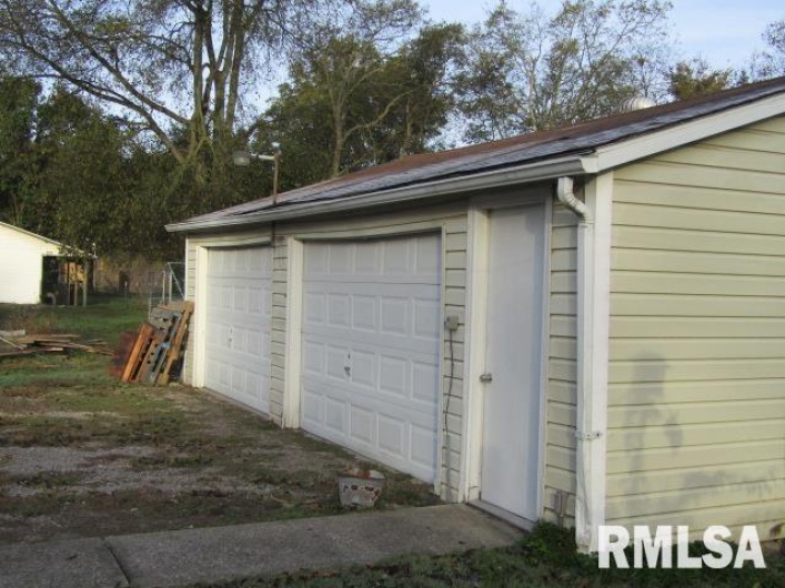 430 CHURCH Street, Harrisburg, Illinois 62946, 2 Bedrooms Bedrooms, 0 ,1 BathroomBathrooms,Residential,For Sale,CHURCH,0,RMAEB460235