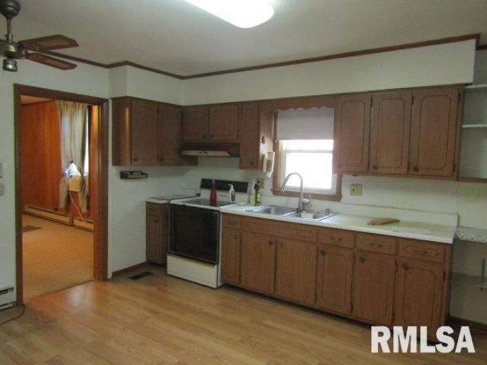 430 CHURCH Street, Harrisburg, Illinois 62946, 2 Bedrooms Bedrooms, 0 ,1 BathroomBathrooms,Residential,For Sale,CHURCH,0,RMAEB460235