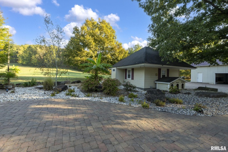 1810 Berryville Road, Jonesboro, Illinois 62952, 5 Bedrooms Bedrooms, 0 ,3 BathroomsBathrooms,Residential,For Sale,Berryville,0,RMAEB460246