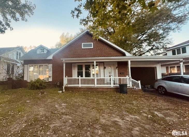 809 12TH Street, Herrin, Illinois 62948, 4 Bedrooms Bedrooms, 0 ,2 BathroomsBathrooms,Residential,For Sale,12TH,0,RMAEB460249