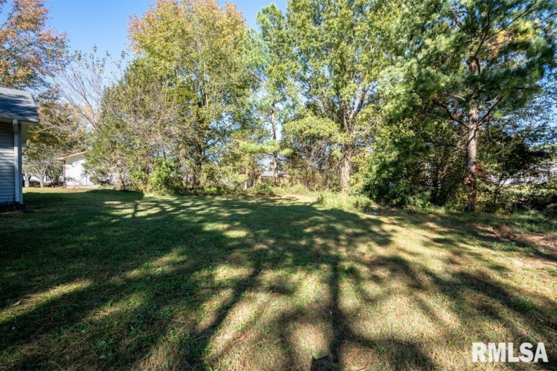 910 FAIRLANE Drive, Marion, Illinois 62959, 6 Bedrooms Bedrooms, 0 ,3 BathroomsBathrooms,Residential,For Sale,FAIRLANE,0,RMAQC4268732