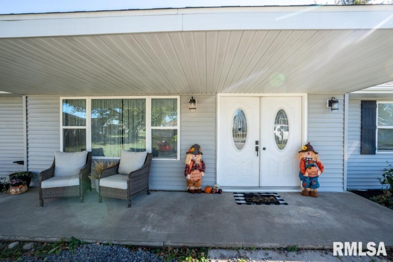 910 FAIRLANE Drive, Marion, Illinois 62959, 6 Bedrooms Bedrooms, 0 ,3 BathroomsBathrooms,Residential,For Sale,FAIRLANE,0,RMAQC4268732