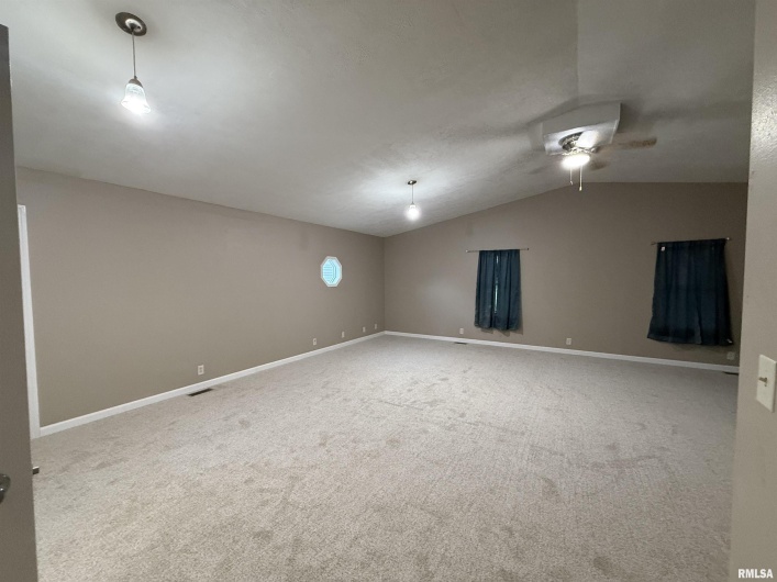 103 Board Street, Elkville, Illinois 62932, 4 Bedrooms Bedrooms, 0 ,2 BathroomsBathrooms,Residential,For Sale,Board,0,RMAQC4268734