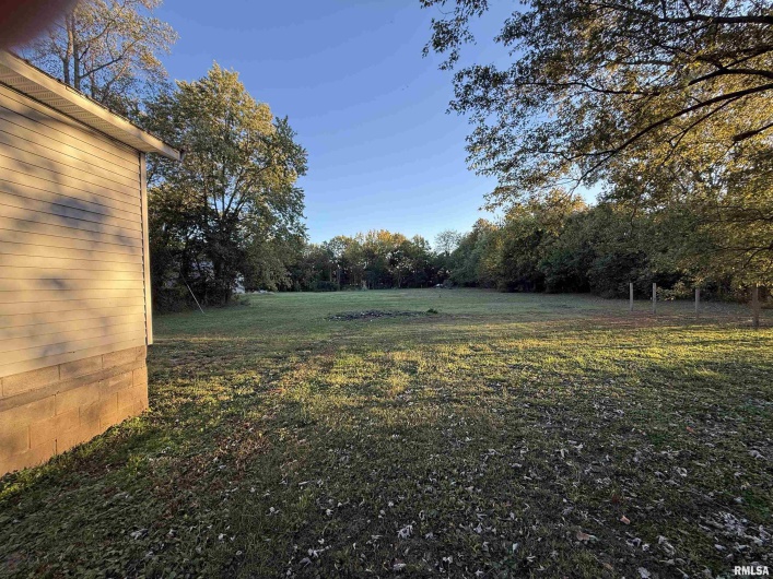 103 Board Street, Elkville, Illinois 62932, 4 Bedrooms Bedrooms, 0 ,2 BathroomsBathrooms,Residential,For Sale,Board,0,RMAQC4268734