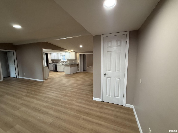 103 Board Street, Elkville, Illinois 62932, 4 Bedrooms Bedrooms, 0 ,2 BathroomsBathrooms,Residential,For Sale,Board,0,RMAQC4268734