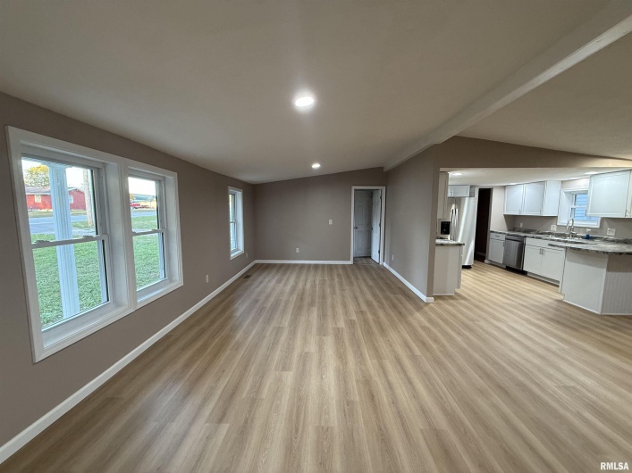 103 Board Street, Elkville, Illinois 62932, 4 Bedrooms Bedrooms, 0 ,2 BathroomsBathrooms,Residential,For Sale,Board,0,RMAQC4268734