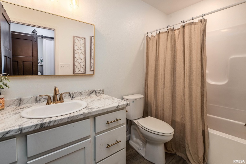 306 PENNSYLVANIA Avenue, Carterville, Illinois 62918, 3 Bedrooms Bedrooms, 0 ,2 BathroomsBathrooms,Residential,For Sale,PENNSYLVANIA,0,RMAQC4268585