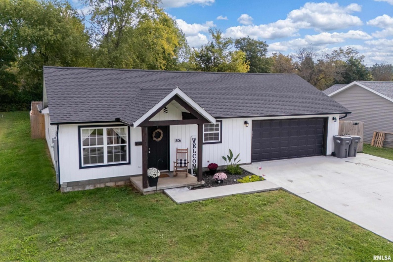 306 PENNSYLVANIA Avenue, Carterville, Illinois 62918, 3 Bedrooms Bedrooms, 0 ,2 BathroomsBathrooms,Residential,For Sale,PENNSYLVANIA,0,RMAQC4268585