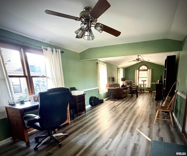 200 Williford Road, Jonesboro, Illinois 62952, 3 Bedrooms Bedrooms, 0 ,1 BathroomBathrooms,Residential,For Sale,Williford,0,RMAQC4268741