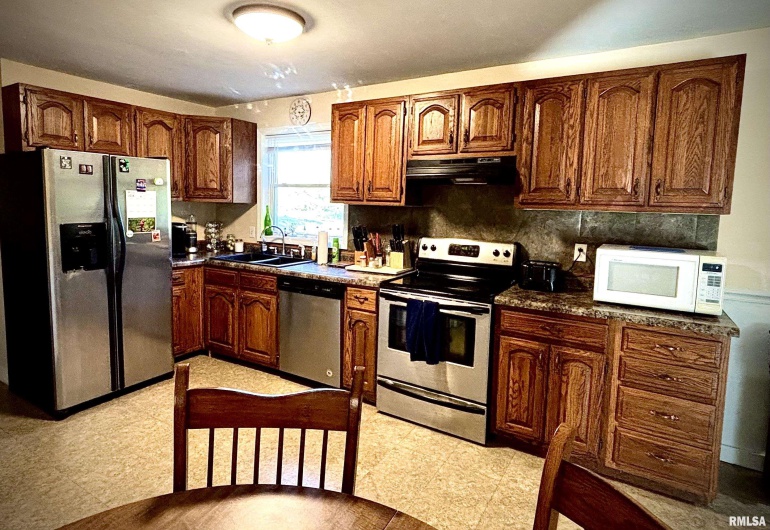 200 Williford Road, Jonesboro, Illinois 62952, 3 Bedrooms Bedrooms, 0 ,1 BathroomBathrooms,Residential,For Sale,Williford,0,RMAQC4268741