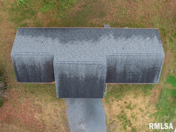 910 FAIRLANE Drive, Marion, Illinois 62959, 6 Bedrooms Bedrooms, 0 ,3 BathroomsBathrooms,Residential,For Sale,FAIRLANE,0,RMAQC4268748