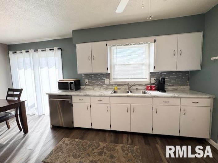 2205 MELANIE Lane, Marion, Illinois 62959, 4 Bedrooms Bedrooms, 0 ,2 BathroomsBathrooms,Residential,For Sale,MELANIE,0,RMAEB460268