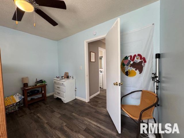 2205 MELANIE Lane, Marion, Illinois 62959, 4 Bedrooms Bedrooms, 0 ,2 BathroomsBathrooms,Residential,For Sale,MELANIE,0,RMAEB460268