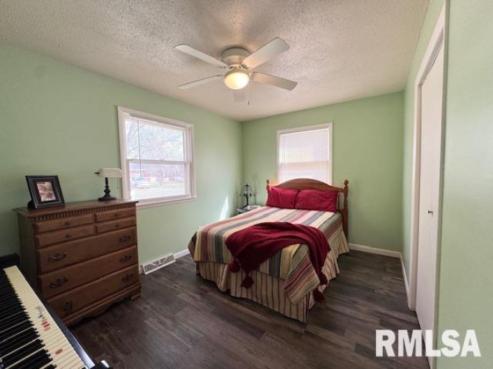 2205 MELANIE Lane, Marion, Illinois 62959, 4 Bedrooms Bedrooms, 0 ,2 BathroomsBathrooms,Residential,For Sale,MELANIE,0,RMAEB460268