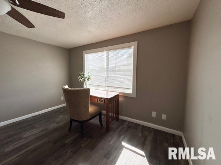 2205 MELANIE Lane, Marion, Illinois 62959, 4 Bedrooms Bedrooms, 0 ,2 BathroomsBathrooms,Residential,For Sale,MELANIE,0,RMAEB460268