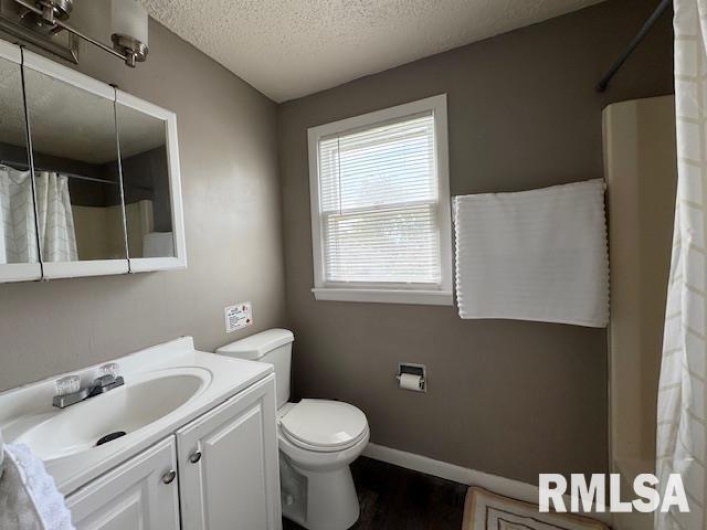 2205 MELANIE Lane, Marion, Illinois 62959, 4 Bedrooms Bedrooms, 0 ,2 BathroomsBathrooms,Residential,For Sale,MELANIE,0,RMAEB460268
