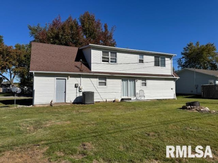 2205 MELANIE Lane, Marion, Illinois 62959, 4 Bedrooms Bedrooms, 0 ,2 BathroomsBathrooms,Residential,For Sale,MELANIE,0,RMAEB460268