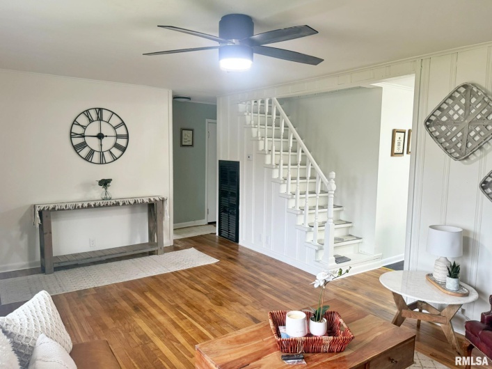 1800 MARKET Street, Metropolis, Illinois 62960, 3 Bedrooms Bedrooms, 0 ,1 BathroomBathrooms,Residential,For Sale,MARKET,0,RMAEB460272