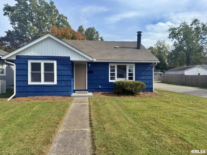 1800 MARKET Street, Metropolis, Illinois 62960, 3 Bedrooms Bedrooms, 0 ,1 BathroomBathrooms,Residential,For Sale,MARKET,0,RMAEB460272