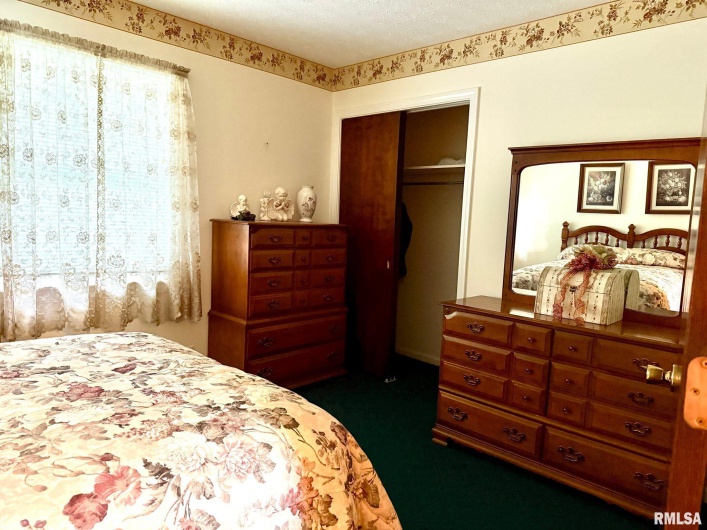 18 Chick Street, Metropolis, Illinois 62960, 4 Bedrooms Bedrooms, 0 ,4 BathroomsBathrooms,Residential,For Sale,Chick,0,RMAEB460271