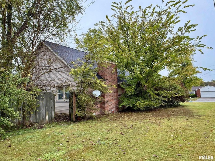 18 Chick Street, Metropolis, Illinois 62960, 4 Bedrooms Bedrooms, 0 ,4 BathroomsBathrooms,Residential,For Sale,Chick,0,RMAEB460271