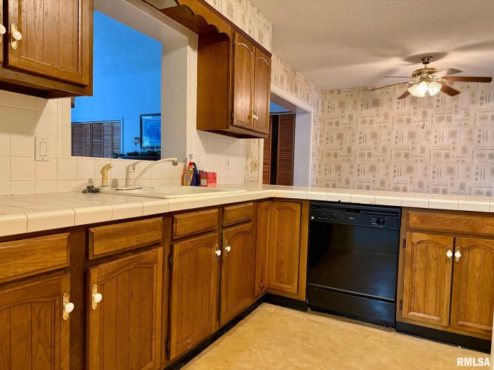 18 Chick Street, Metropolis, Illinois 62960, 4 Bedrooms Bedrooms, 0 ,4 BathroomsBathrooms,Residential,For Sale,Chick,0,RMAEB460271