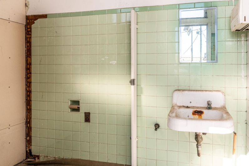 201 COURT Street, Marion, Illinois 62959, 0 , 0 ,0,Commercial Sale,For Sale,COURT,0,RMAEB460276