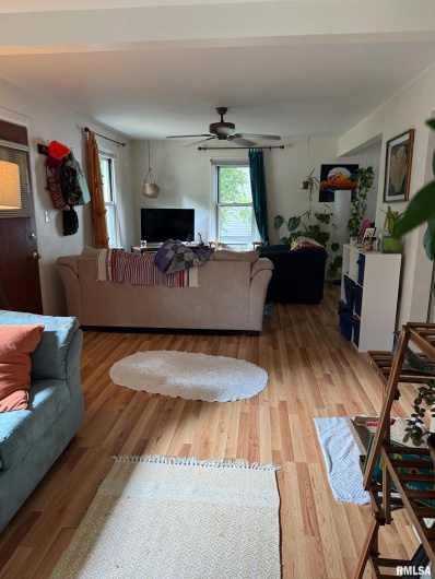 1010 Walkup Avenue, Carbondale, Illinois 62901, 2 Bedrooms Bedrooms, 0 ,1 BathroomBathrooms,Residential,For Sale,Walkup,0,RMAEB460278