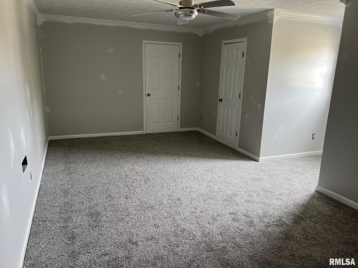 600 15TH Street, Metropolis, Illinois 62960, 4 Bedrooms Bedrooms, 0 ,2 BathroomsBathrooms,Residential,For Sale,15TH,0,RMAEB459999