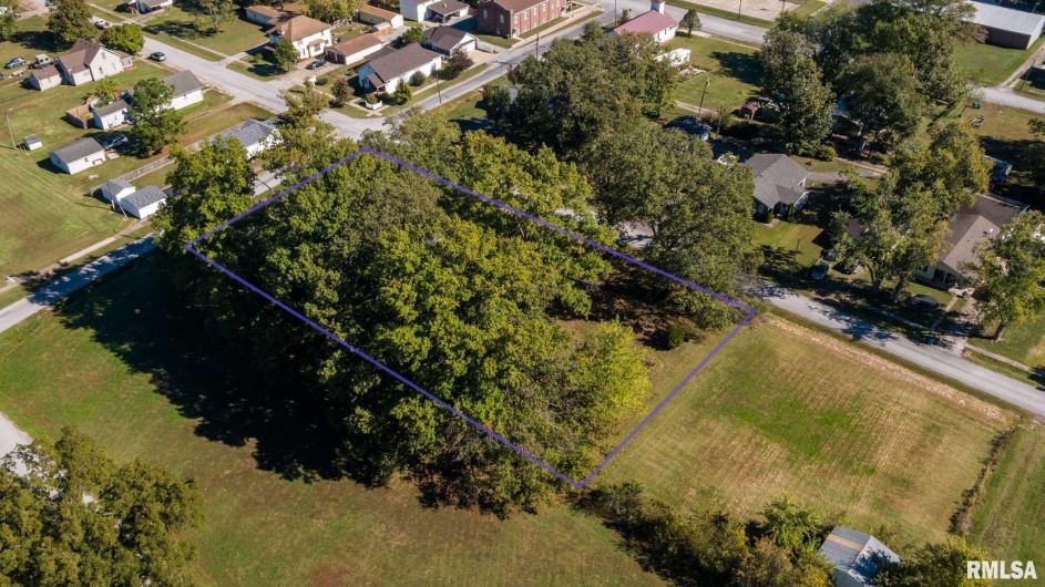 107 GEORGE Street, Hurst, Illinois 62949, 4 Bedrooms Bedrooms, 0 ,2 BathroomsBathrooms,Residential,For Sale,GEORGE,0,RMAQC4268771