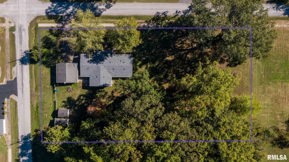 107 GEORGE Street, Hurst, Illinois 62949, 4 Bedrooms Bedrooms, 0 ,2 BathroomsBathrooms,Residential,For Sale,GEORGE,0,RMAQC4268771