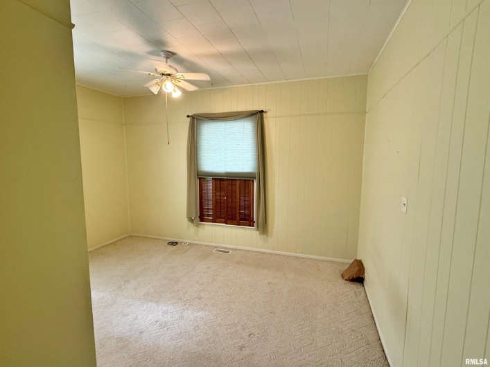 601 5TH Street, Metropolis, Illinois 62960, 3 Bedrooms Bedrooms, 0 ,2 BathroomsBathrooms,Residential,For Sale,5TH,0,RMAEB459778