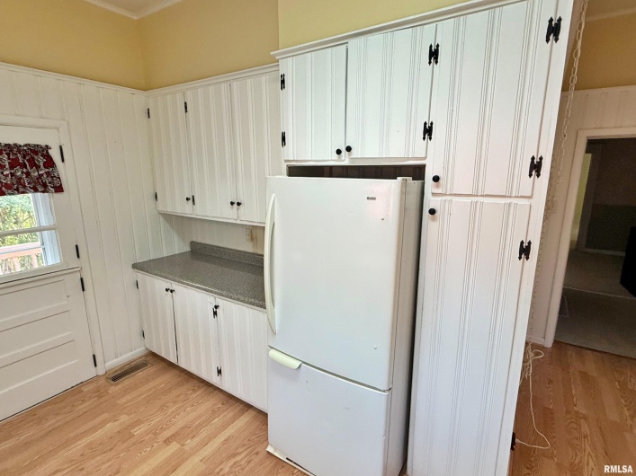 601 5TH Street, Metropolis, Illinois 62960, 3 Bedrooms Bedrooms, 0 ,2 BathroomsBathrooms,Residential,For Sale,5TH,0,RMAEB459778