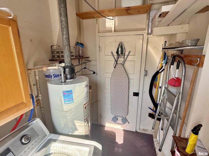 601 5TH Street, Metropolis, Illinois 62960, 3 Bedrooms Bedrooms, 0 ,2 BathroomsBathrooms,Residential,For Sale,5TH,0,RMAEB459778