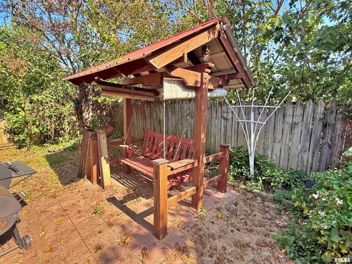 601 5TH Street, Metropolis, Illinois 62960, 3 Bedrooms Bedrooms, 0 ,2 BathroomsBathrooms,Residential,For Sale,5TH,0,RMAEB459778