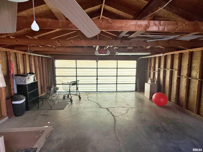 601 5TH Street, Metropolis, Illinois 62960, 3 Bedrooms Bedrooms, 0 ,2 BathroomsBathrooms,Residential,For Sale,5TH,0,RMAEB459778