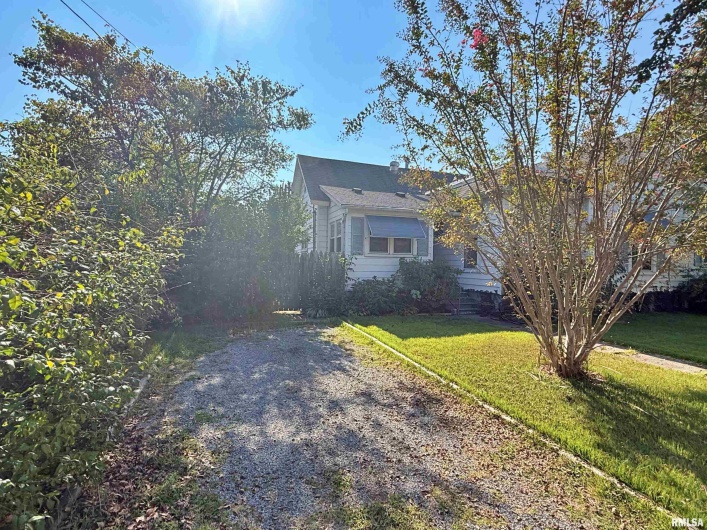 601 5TH Street, Metropolis, Illinois 62960, 3 Bedrooms Bedrooms, 0 ,2 BathroomsBathrooms,Residential,For Sale,5TH,0,RMAEB459778