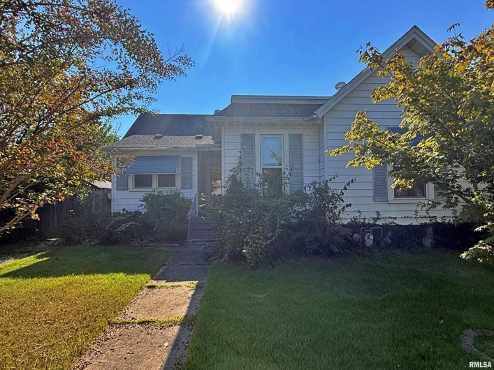 601 5TH Street, Metropolis, Illinois 62960, 3 Bedrooms Bedrooms, 0 ,2 BathroomsBathrooms,Residential,For Sale,5TH,0,RMAEB459778