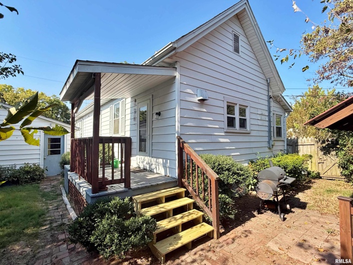 601 5TH Street, Metropolis, Illinois 62960, 3 Bedrooms Bedrooms, 0 ,2 BathroomsBathrooms,Residential,For Sale,5TH,0,RMAEB459778