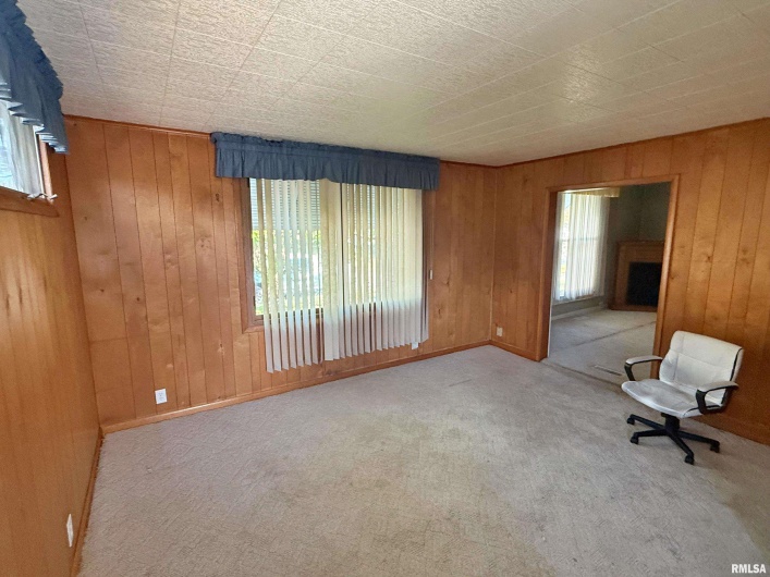 601 5TH Street, Metropolis, Illinois 62960, 3 Bedrooms Bedrooms, 0 ,2 BathroomsBathrooms,Residential,For Sale,5TH,0,RMAEB459778