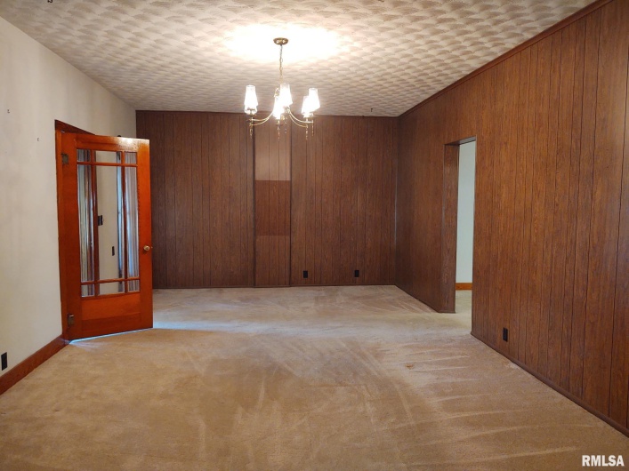 401 1ST Street, Karnak, Illinois 62956, 3 Bedrooms Bedrooms, 0 ,2 BathroomsBathrooms,Residential,For Sale,1ST,0,RMAEB458961