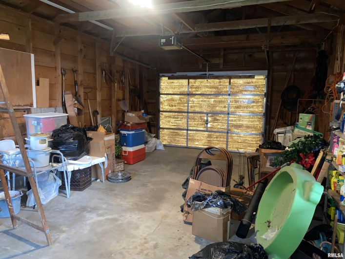 401 1ST Street, Karnak, Illinois 62956, 3 Bedrooms Bedrooms, 0 ,2 BathroomsBathrooms,Residential,For Sale,1ST,0,RMAEB458961