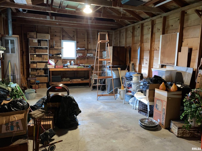 401 1ST Street, Karnak, Illinois 62956, 3 Bedrooms Bedrooms, 0 ,2 BathroomsBathrooms,Residential,For Sale,1ST,0,RMAEB458961