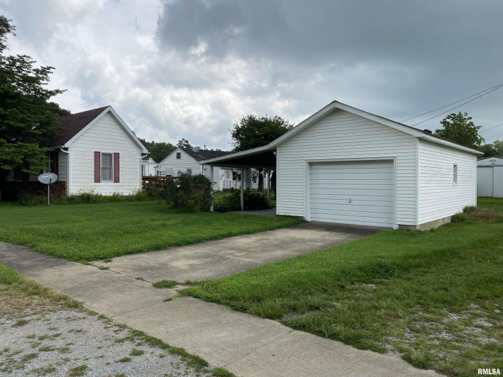 401 1ST Street, Karnak, Illinois 62956, 3 Bedrooms Bedrooms, 0 ,2 BathroomsBathrooms,Residential,For Sale,1ST,0,RMAEB458961