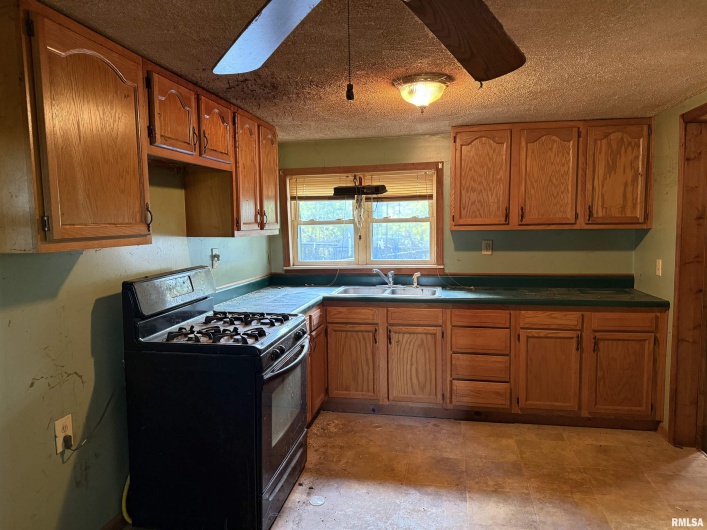 967 Bunker Street, Equality, Illinois 62934, 2 Bedrooms Bedrooms, 0 ,1 BathroomBathrooms,Residential,For Sale,Bunker,0,RMAEB460282