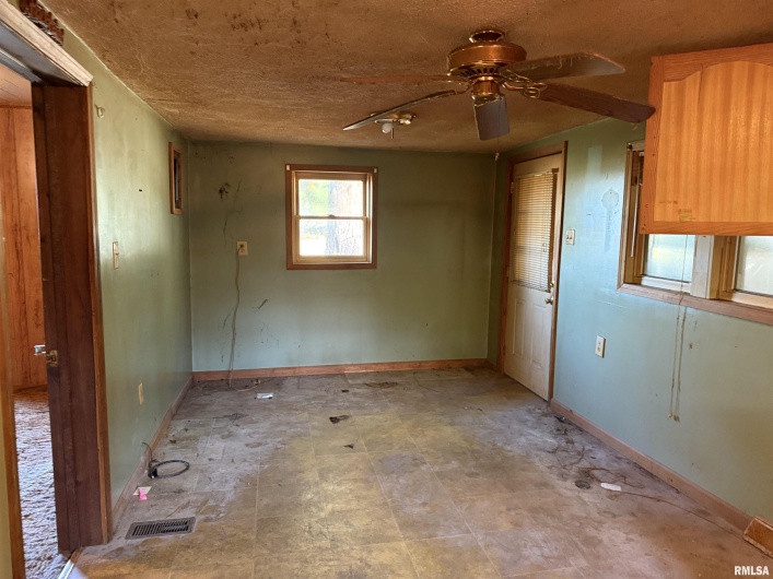 967 Bunker Street, Equality, Illinois 62934, 2 Bedrooms Bedrooms, 0 ,1 BathroomBathrooms,Residential,For Sale,Bunker,0,RMAEB460282